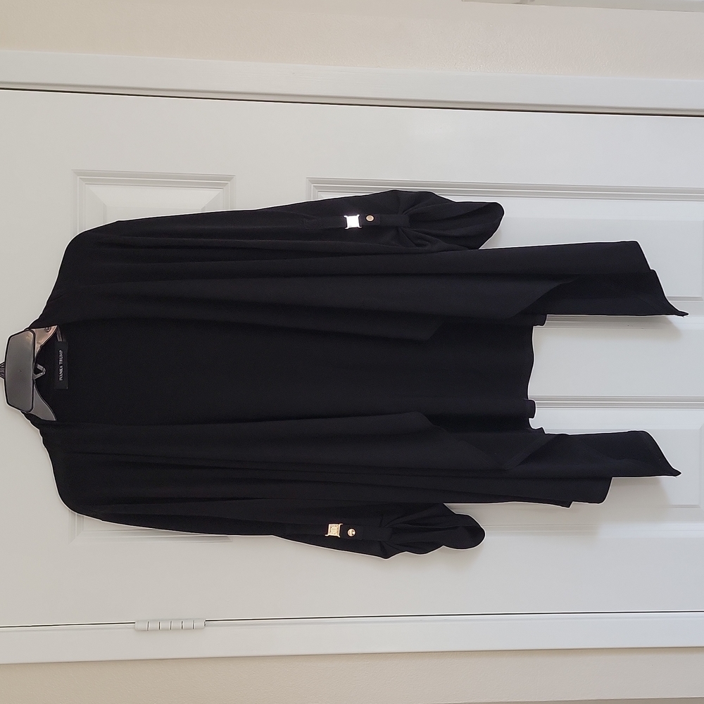 IVANKA TRUMP TOP